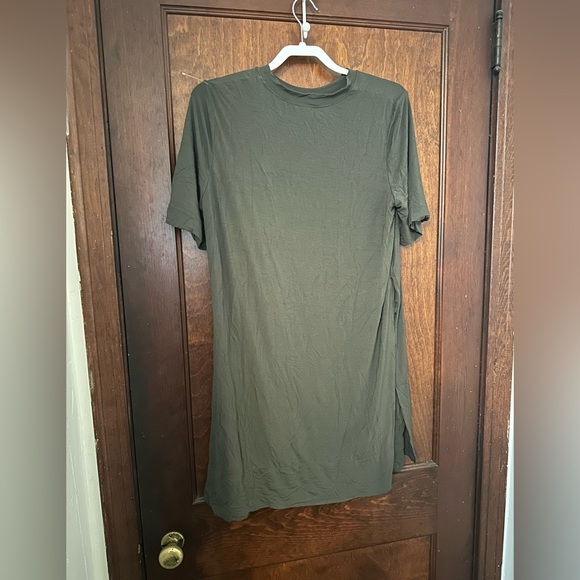 ADAY Essentialist T-Shirt Dress Moss Green Short Sleeve Stretch Modal Jersey M - Picture 3 of 4